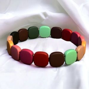 Frenzy multicolor square bead stretch bracelet
